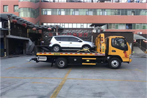 鹤城汽车紧急补胎换胎救援