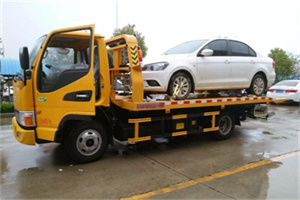 鹤城附近拖车救援24小时服务热线